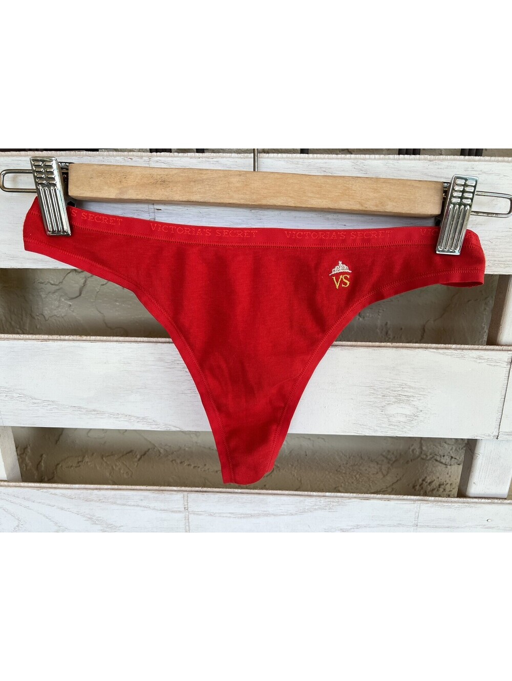 NWT Victoria's Secret thong M underwear cotton Red VNTG.